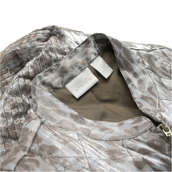 CHICO'S Cheetah Print Lightweight Quilted Puffer Vest - Picture 4 of 8